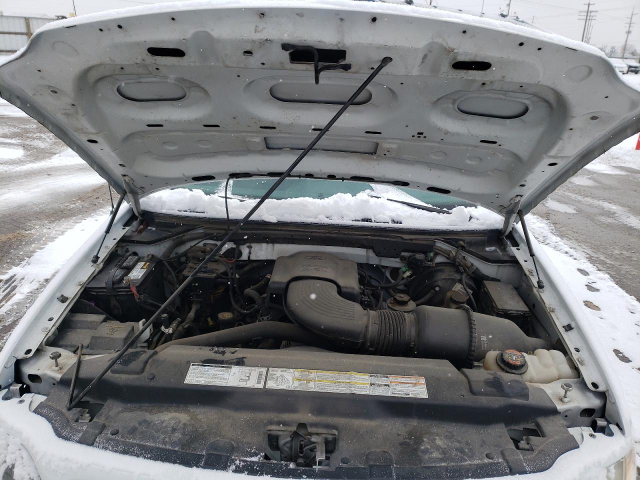 Photo 7 from auction – 2000 FORD F150 with VIN 1FTRX17W6YKA99779