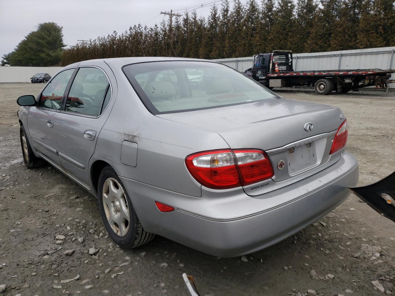 Photo 3 from auction – 2000 INFINITI I30 with VIN JNKCA31A4YT125997