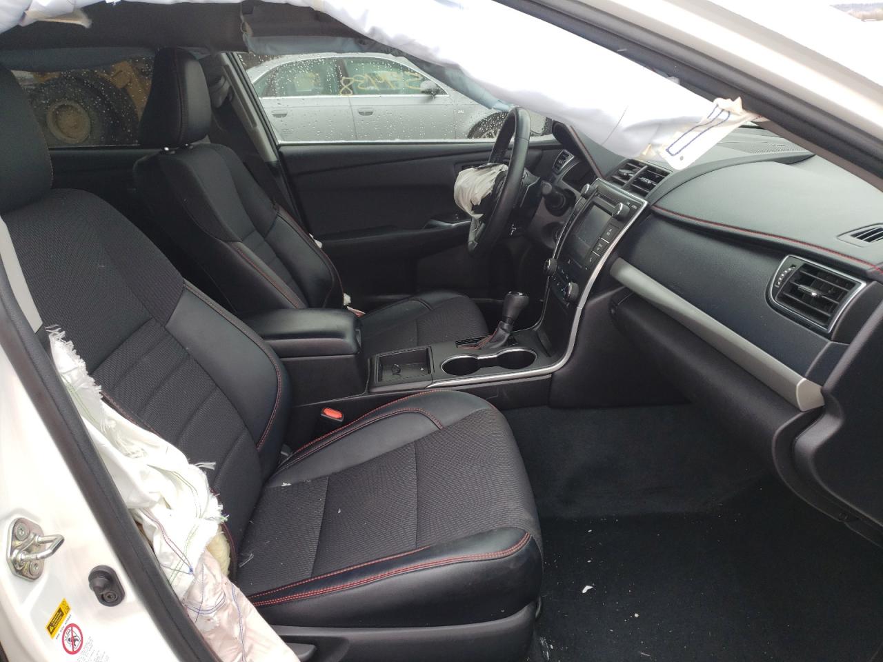 Photo 5 from auction – 2017 TOYOTA CAMRY LE with VIN 4T1BF1FKXHU355912
