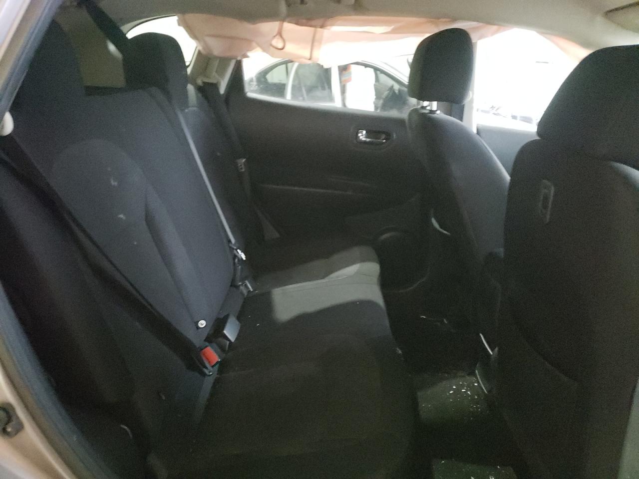 Photo 6 from auction – 2012 NISSAN ROGUE S with VIN JN8AS5MV5CW718635