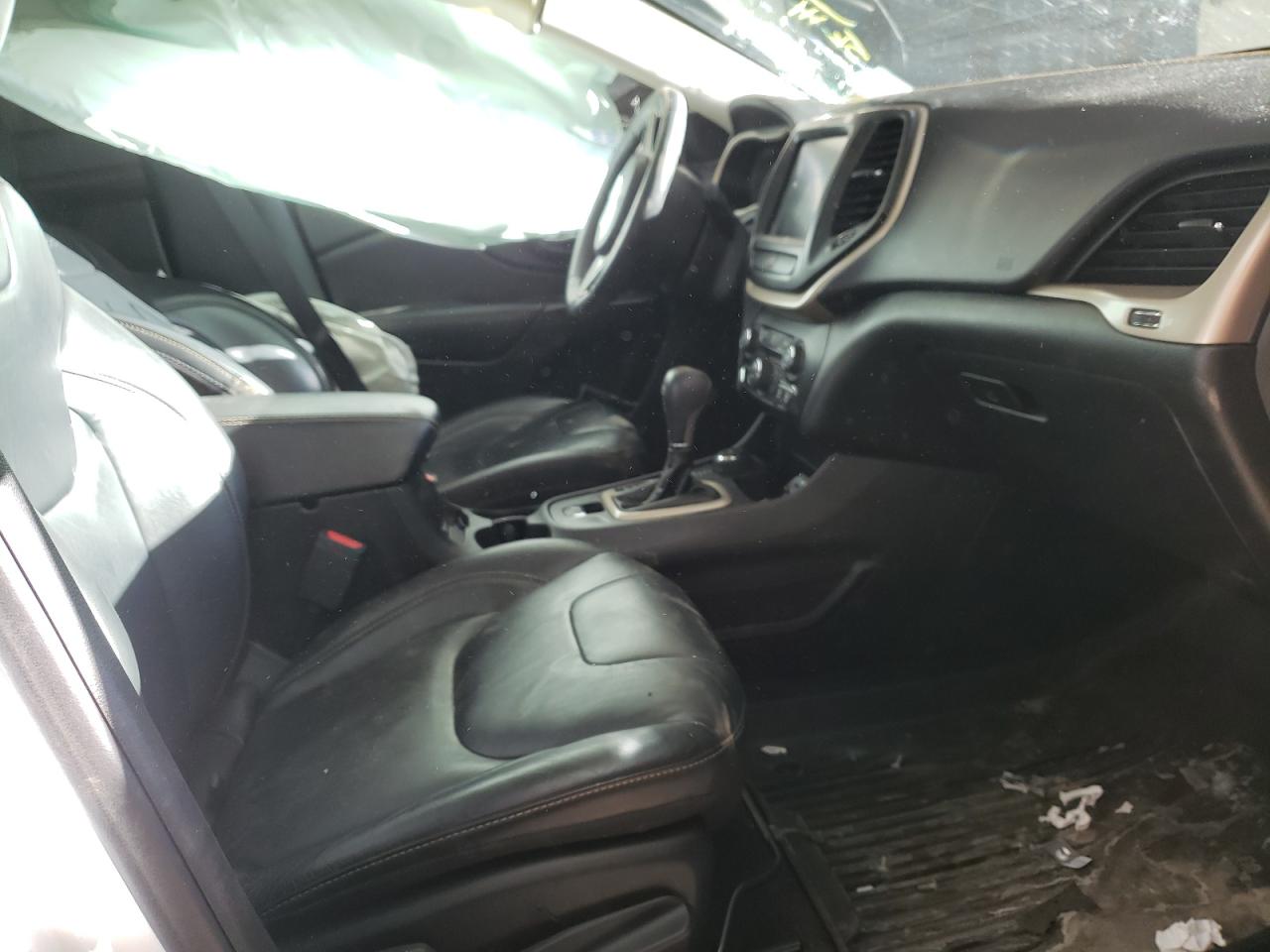 Photo 5 from auction – 2016 JEEP CHEROKEE L with VIN 1C4PJMDB8GW359795