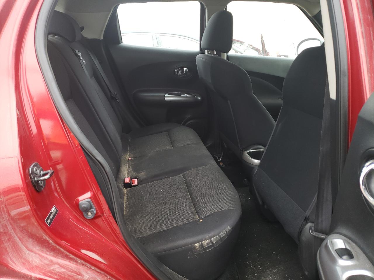 Photo 6 from auction – 2011 NISSAN JUKE S with VIN JN8AF5MRXBT005205