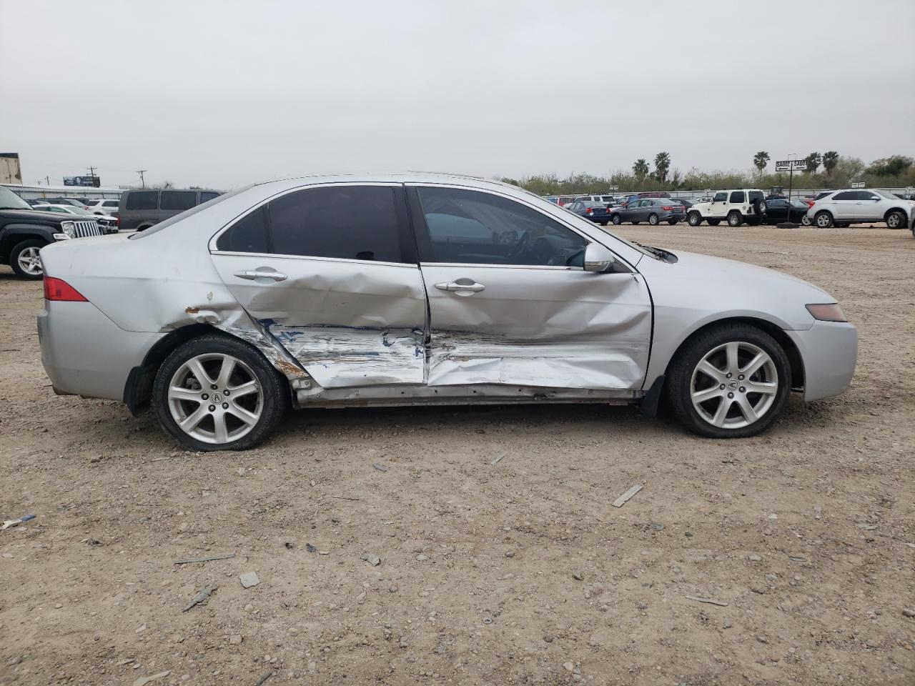 Photo 9 from auction – 2005 ACURA TSX with VIN JH4CL96815C014709