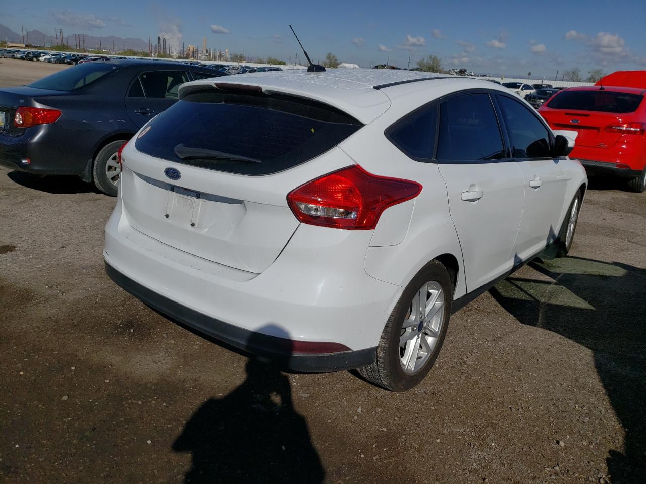 Photo 4 from auction – 2016 FORD FOCUS SE with VIN 1FADP3K28GL234205