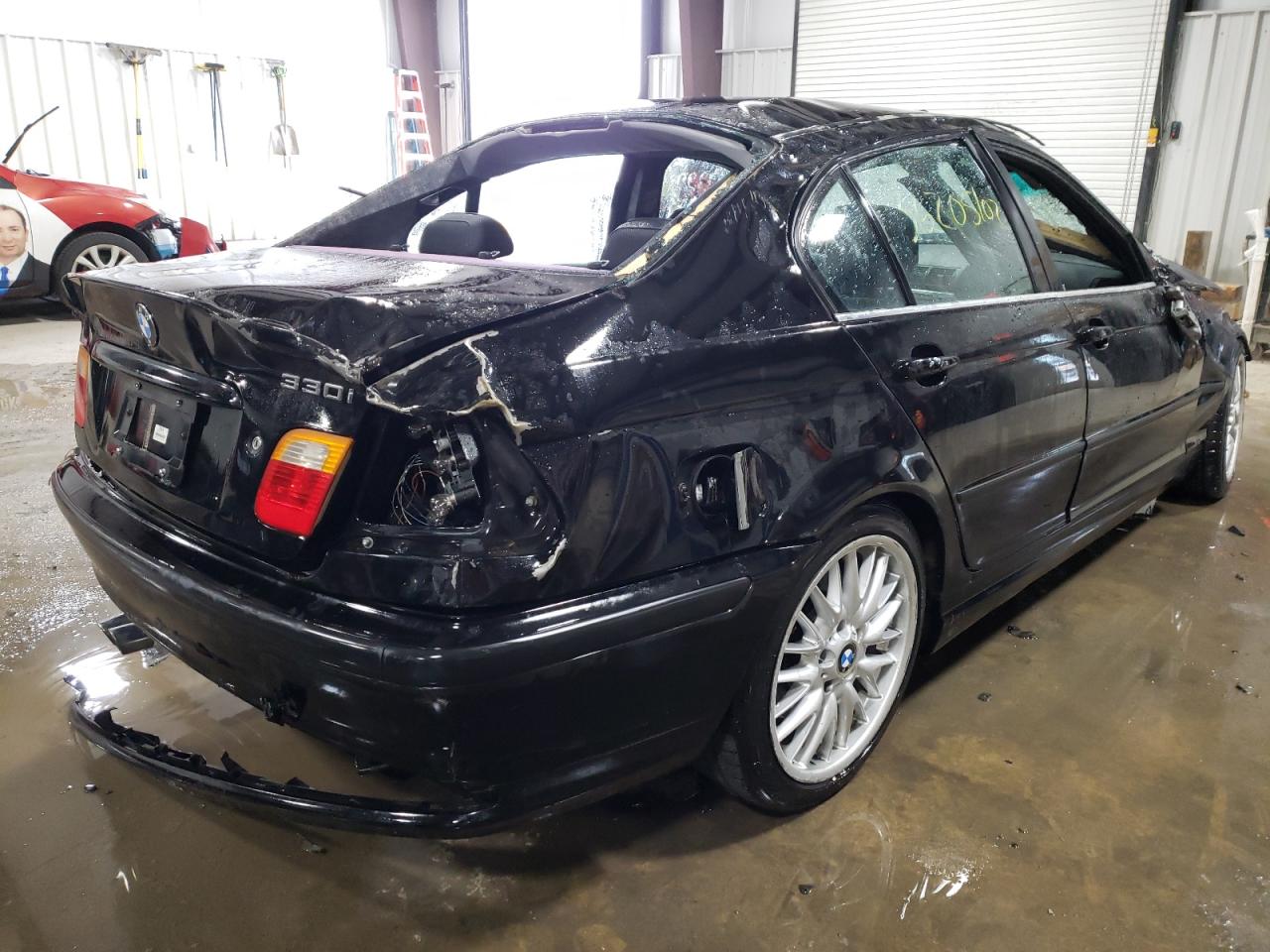 Photo 4 from auction – 2003 BMW 330 I with VIN WBAEV53423KM25499