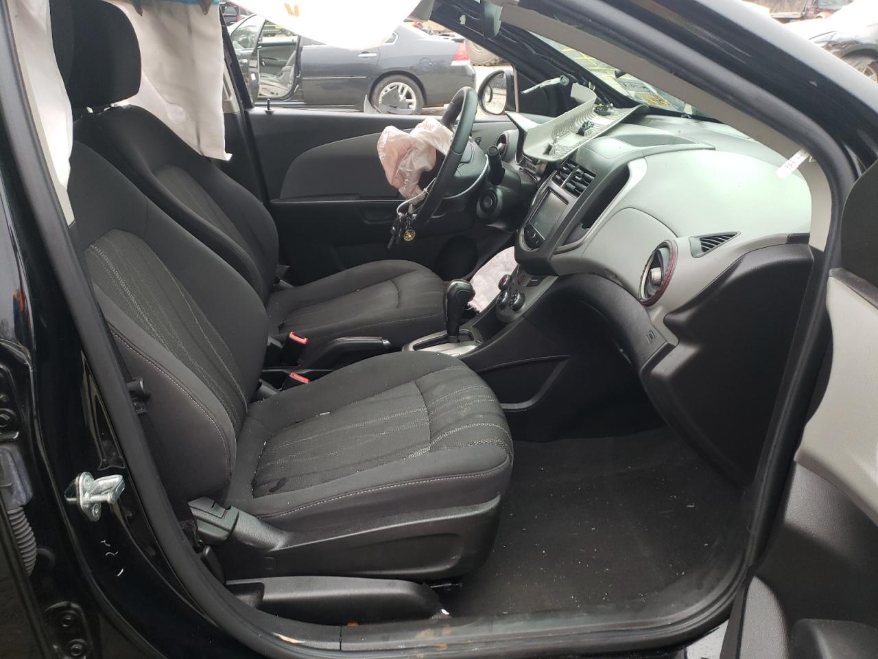 Photo 5 from auction – 2016 CHEVROLET SONIC LT with VIN 1G1JC5SH6G4169401