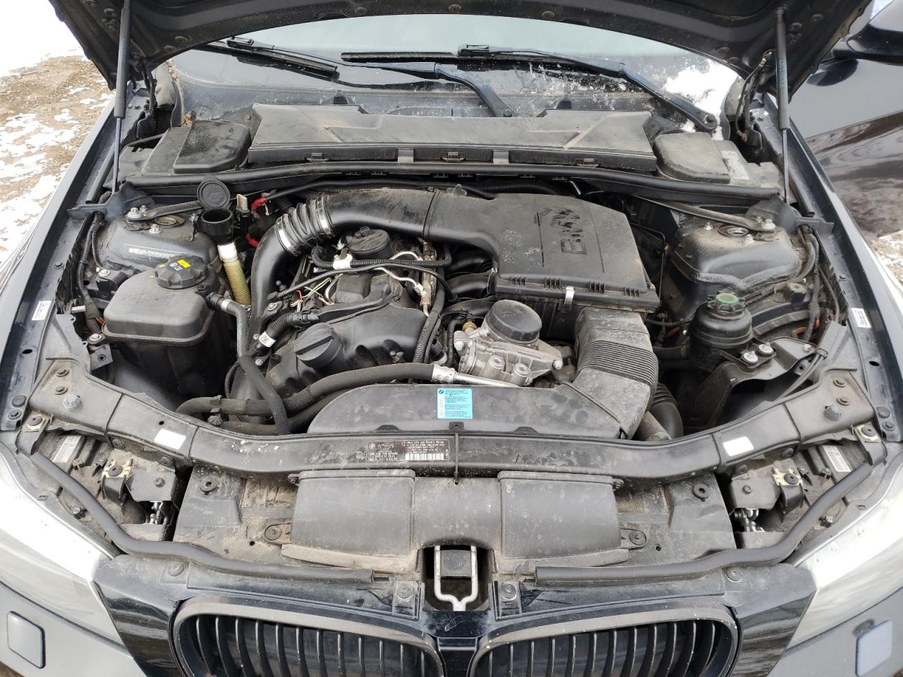 Photo 7 from auction – 2011 BMW 335 XI with VIN WBAPL5C52BA919034