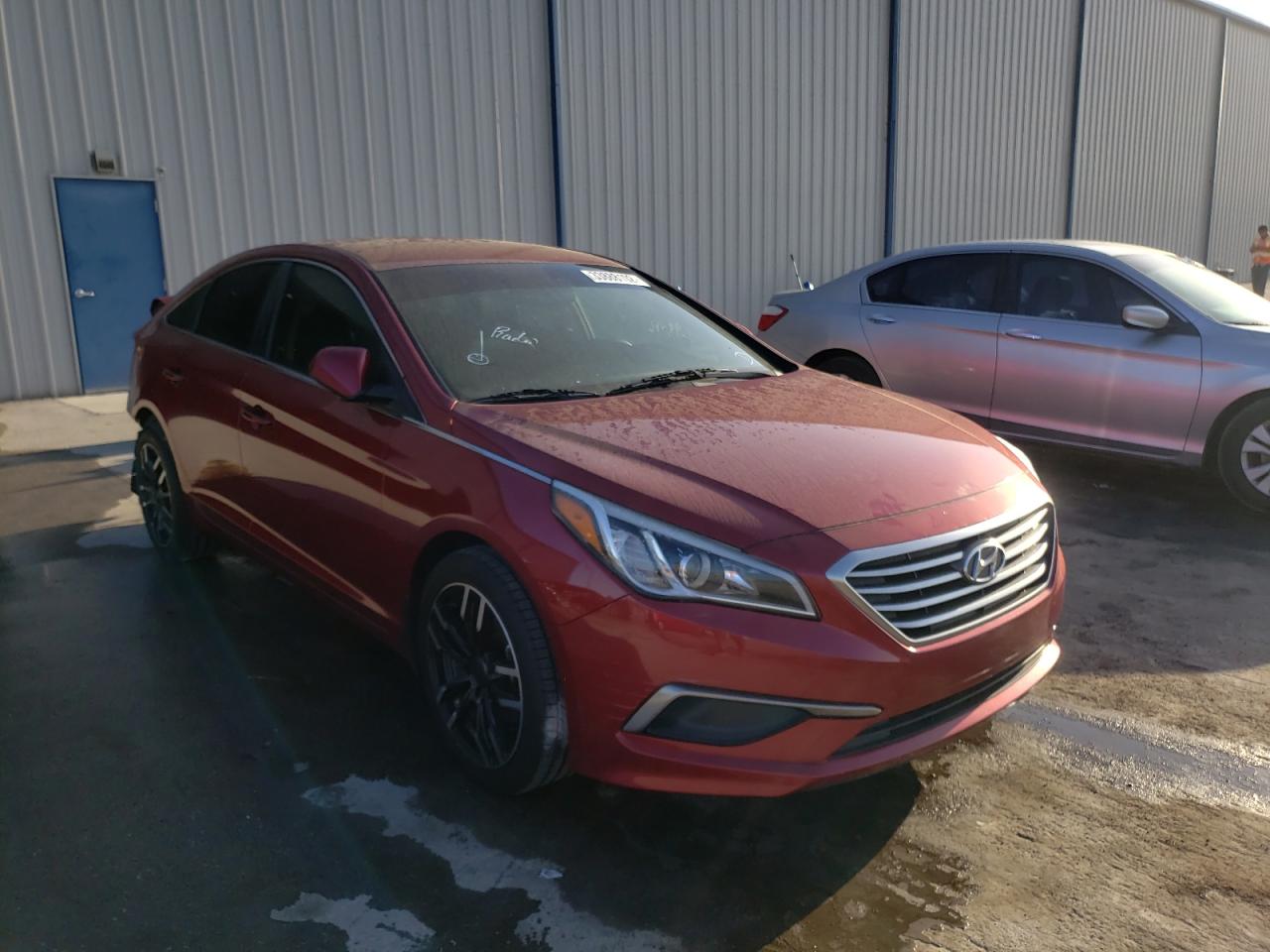 Photo 1 from auction – 2016 HYUNDAI SONATA SE with VIN 5NPE24AF3GH402621