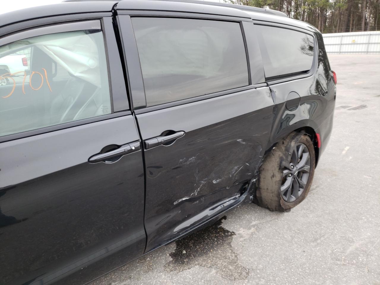 Photo 9 from auction – 2019 CHRYSLER PACIFICA T with VIN 2C4RC1EG0KR609477