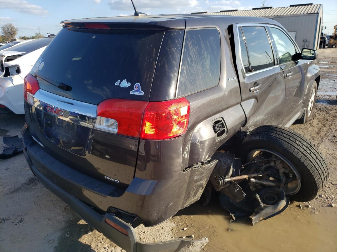 Photo 4 from auction – 2013 GMC TERRAIN SL with VIN 2GKFLREK6D6410397