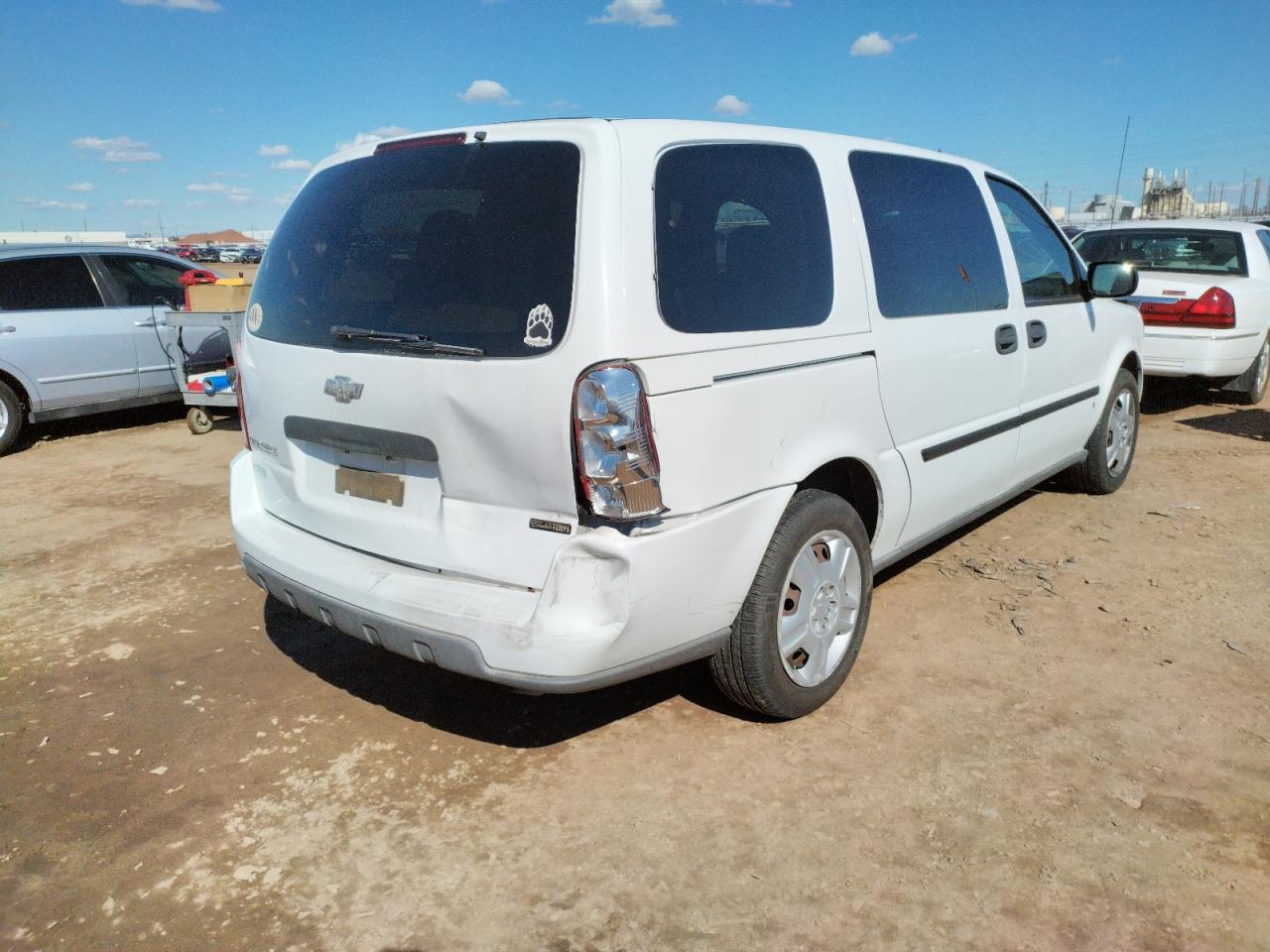 Photo 4 from auction – 2008 CHEVROLET UPLANDER L with VIN 1GNDV23W28D193147