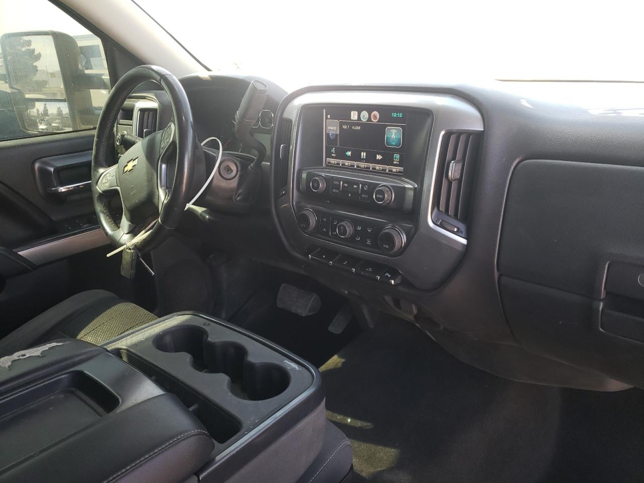 Photo 9 from auction – 2014 CHEVROLET SILVERADO with VIN 3GCUKREC2EG400745