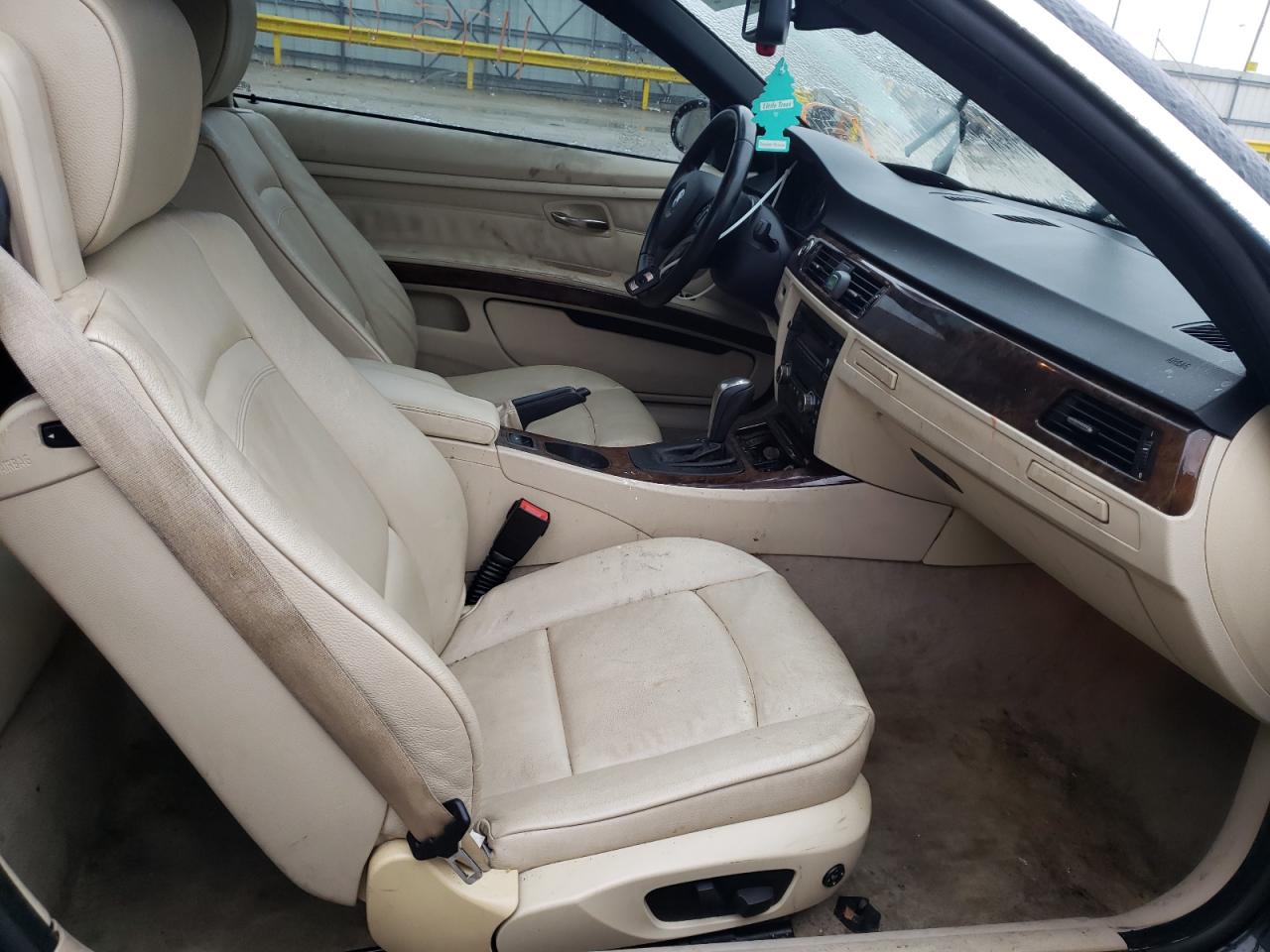Photo 5 from auction – 2007 BMW 328 I with VIN WBAWL13547PX15019
