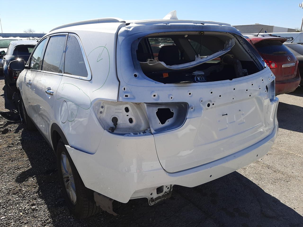 Photo 3 from auction – 2016 KIA SORENTO LX with VIN 5XYPG4A35GG028536