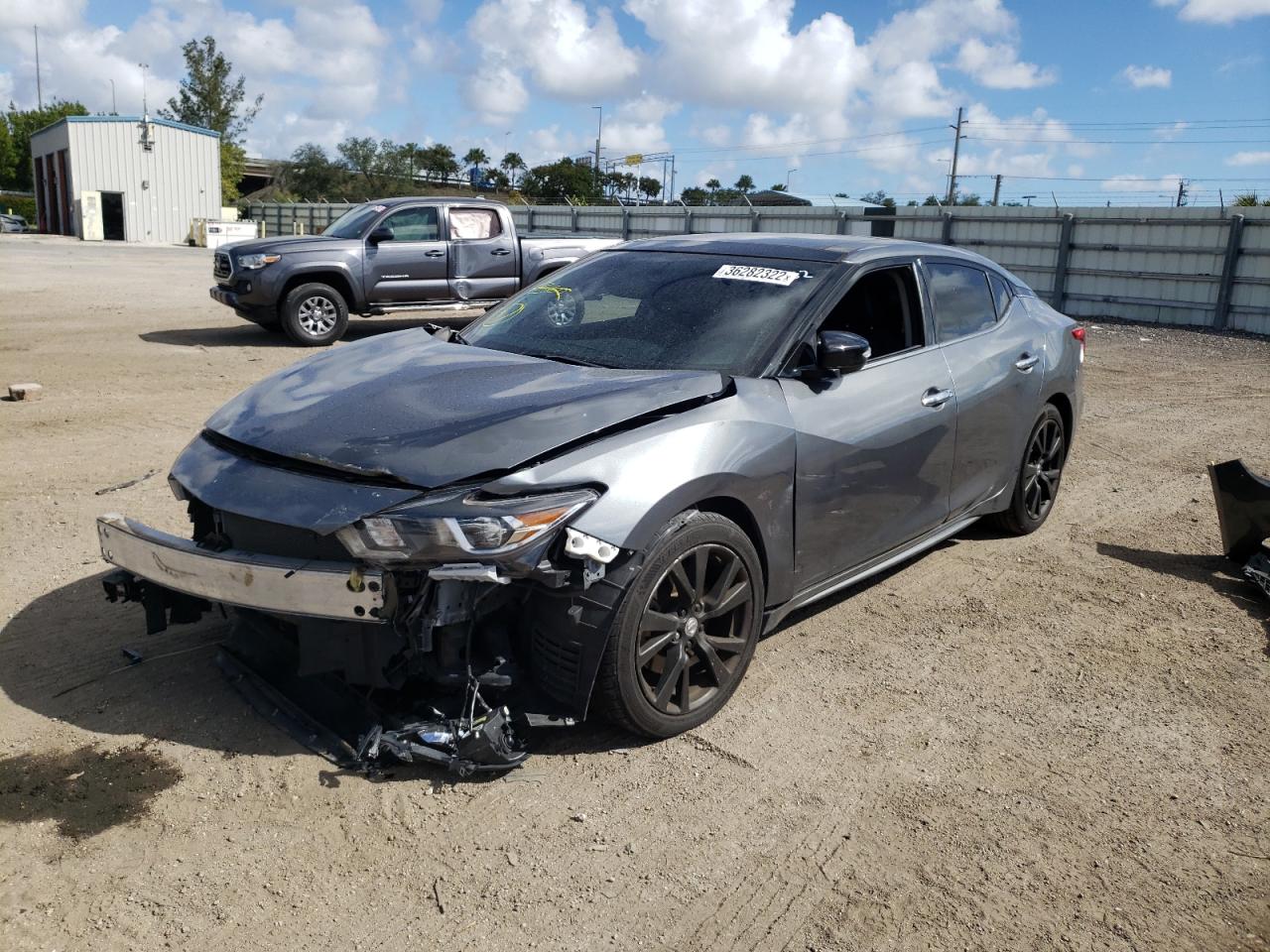Zdjęcie 2 z aukcji – 2018 NISSAN MAXIMA 3.5 z VIN 1N4AA6AP1JC379452