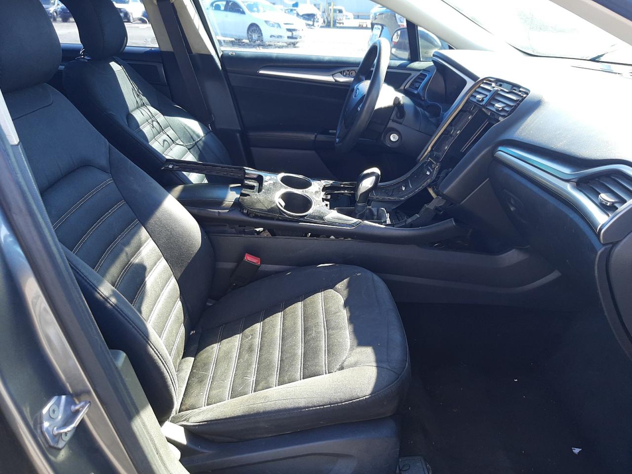 Photo 5 from auction – 2013 FORD FUSION SE with VIN 3FA6P0HR2DR171658