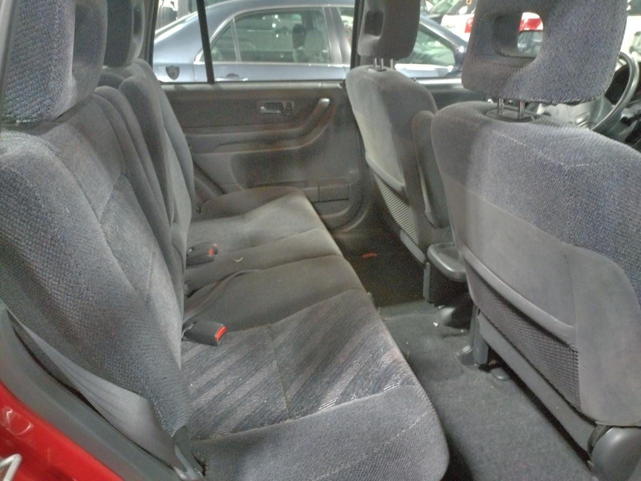 Photo 6 from auction – 1999 HONDA CR-V EX with VIN JHLRD1869XC042785