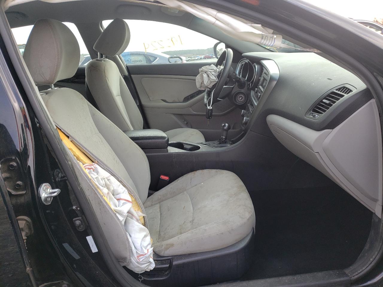 Photo 5 from auction – 2014 KIA OPTIMA LX with VIN 5XXGM4A73EG265958