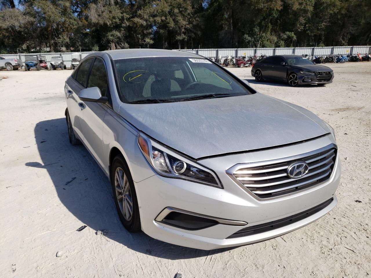 Photo 1 from auction – 2016 HYUNDAI SONATA SE with VIN 5NPE24AF6GH338090