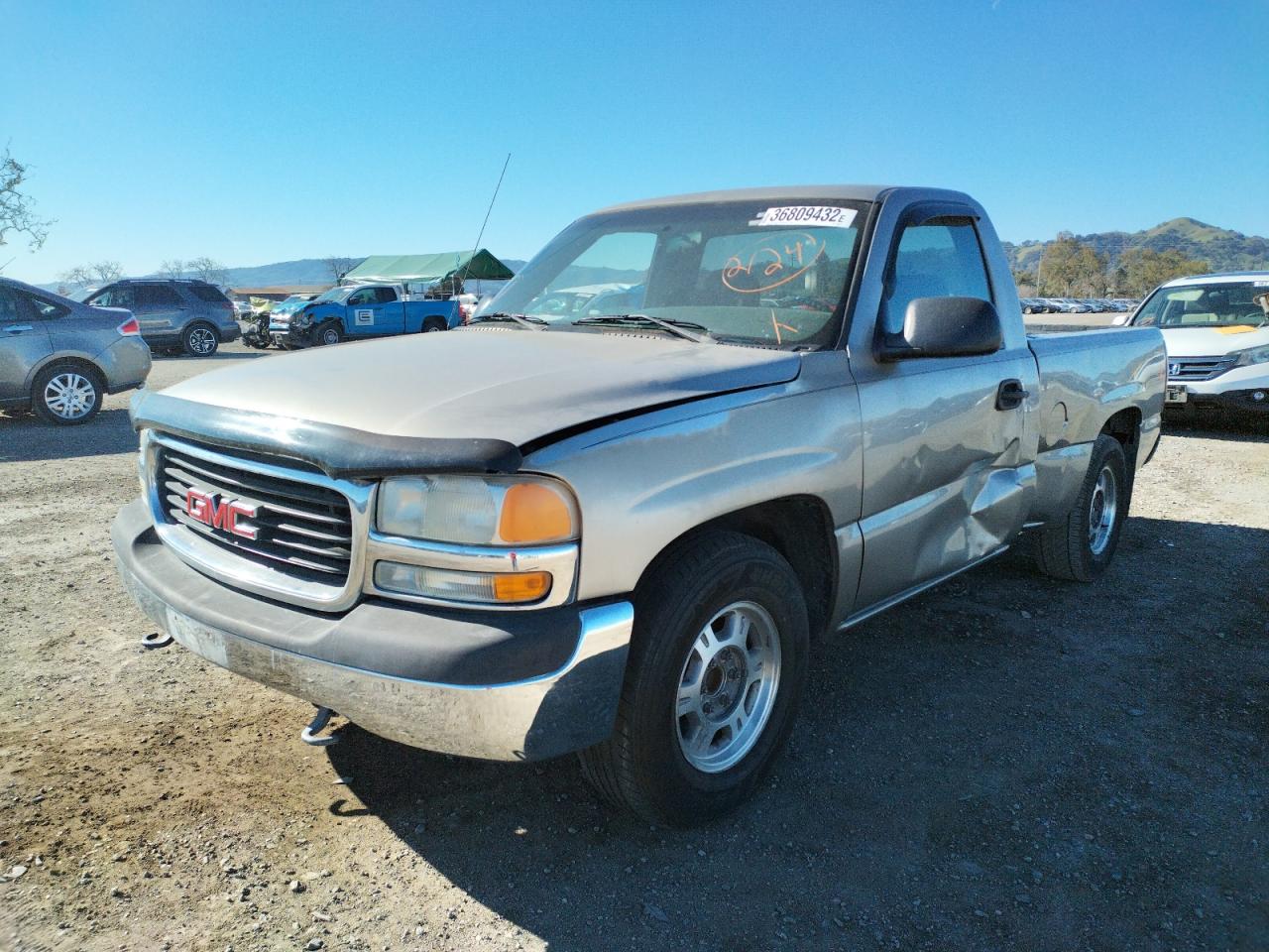 Photo 2 from auction – 2002 GMC NEW SIERRA with VIN 1GTEC14W82Z215996
