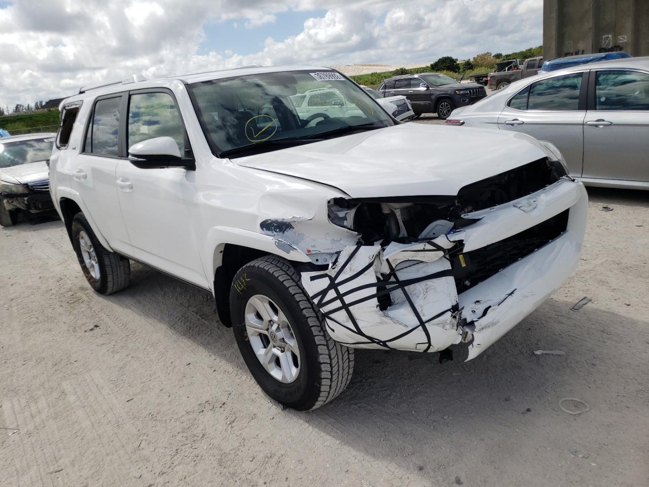TOYOTA 4RUNNER SR 2016 with VIN JTEZU5JR5G5122223 - Photo from auction