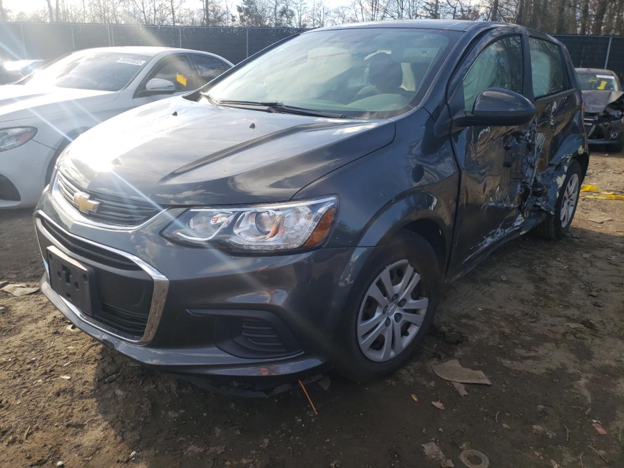 Photo 2 from auction – 2019 CHEVROLET SONIC with VIN 1G1JG6SB1K4136319