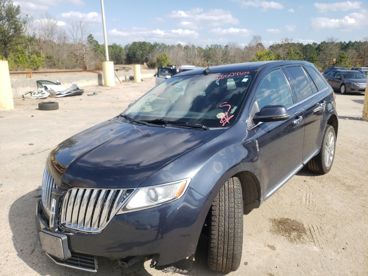 Photo 2 from auction – 2013 LINCOLN MKX with VIN 2LMDJ6JKXDBL22702