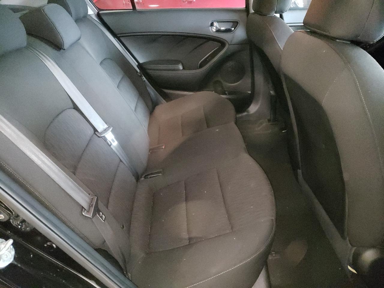 Photo 6 from auction – 2016 KIA FORTE LX with VIN KNAFK4A60G5478380