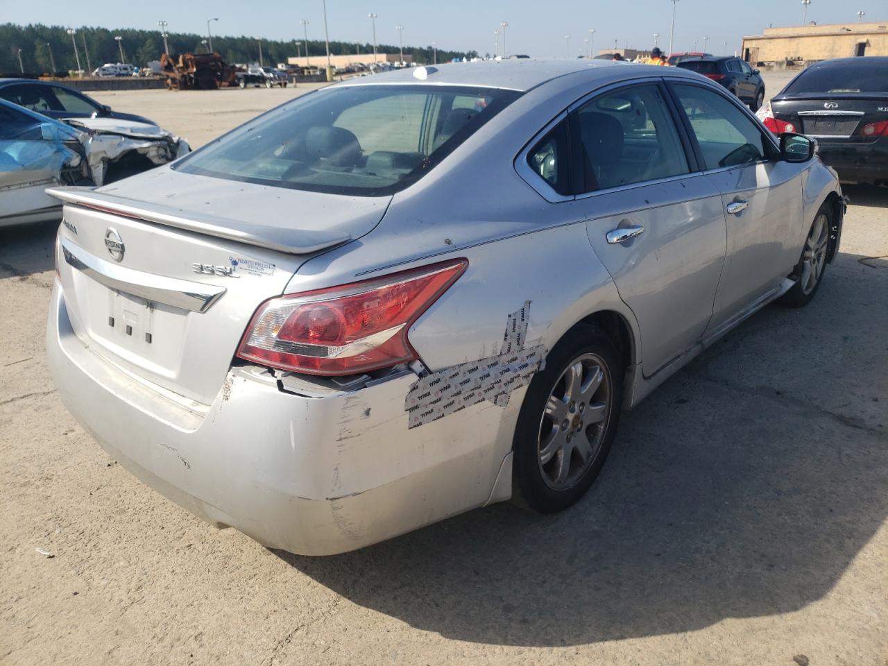 Photo 4 from auction – 2013 NISSAN ALTIMA 3.5 with VIN 1N4BL3AP8DN472510