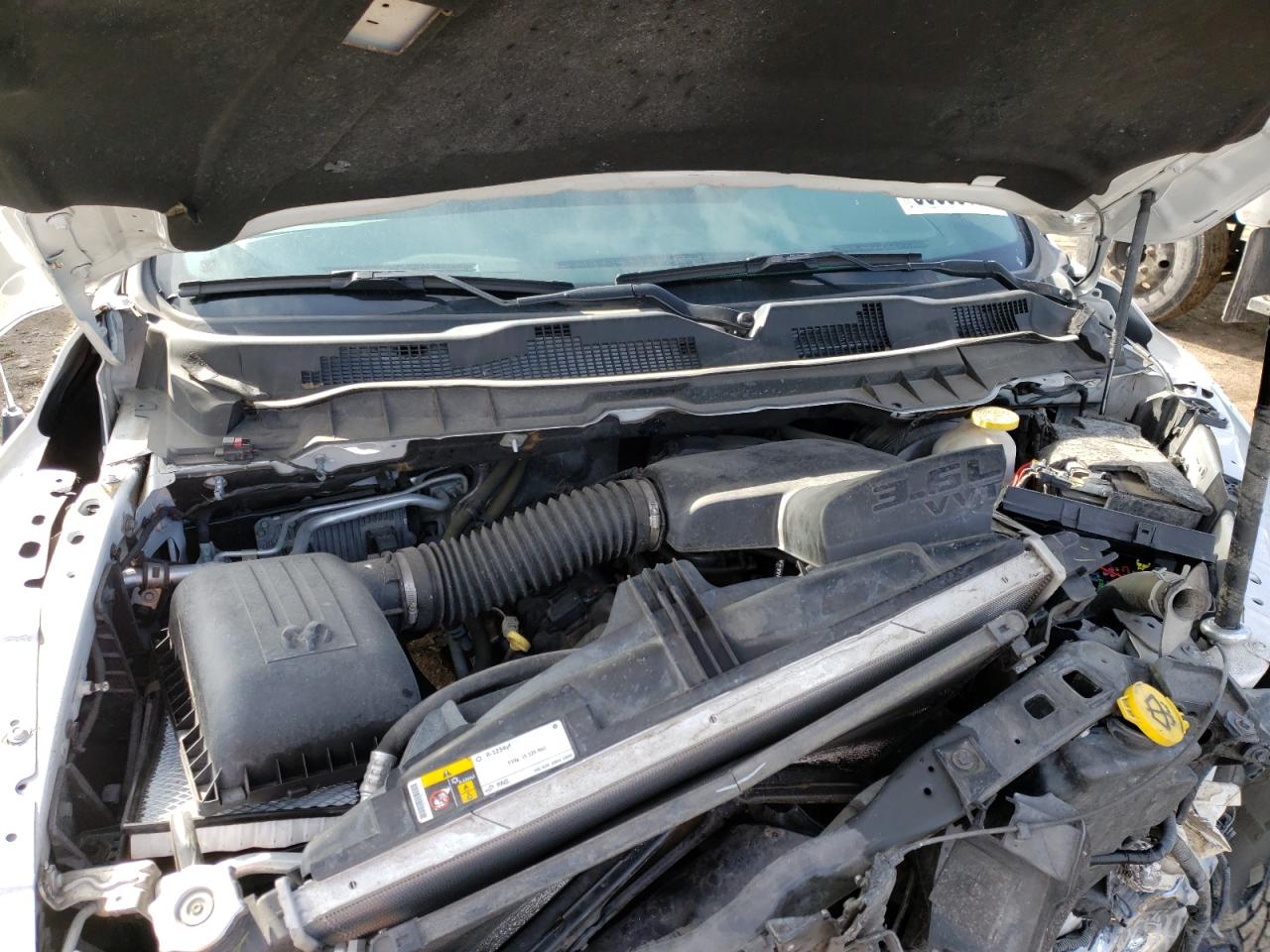 Photo 7 from auction – 2018 RAM 1500 SLT with VIN 1C6RR7GG2JS228930