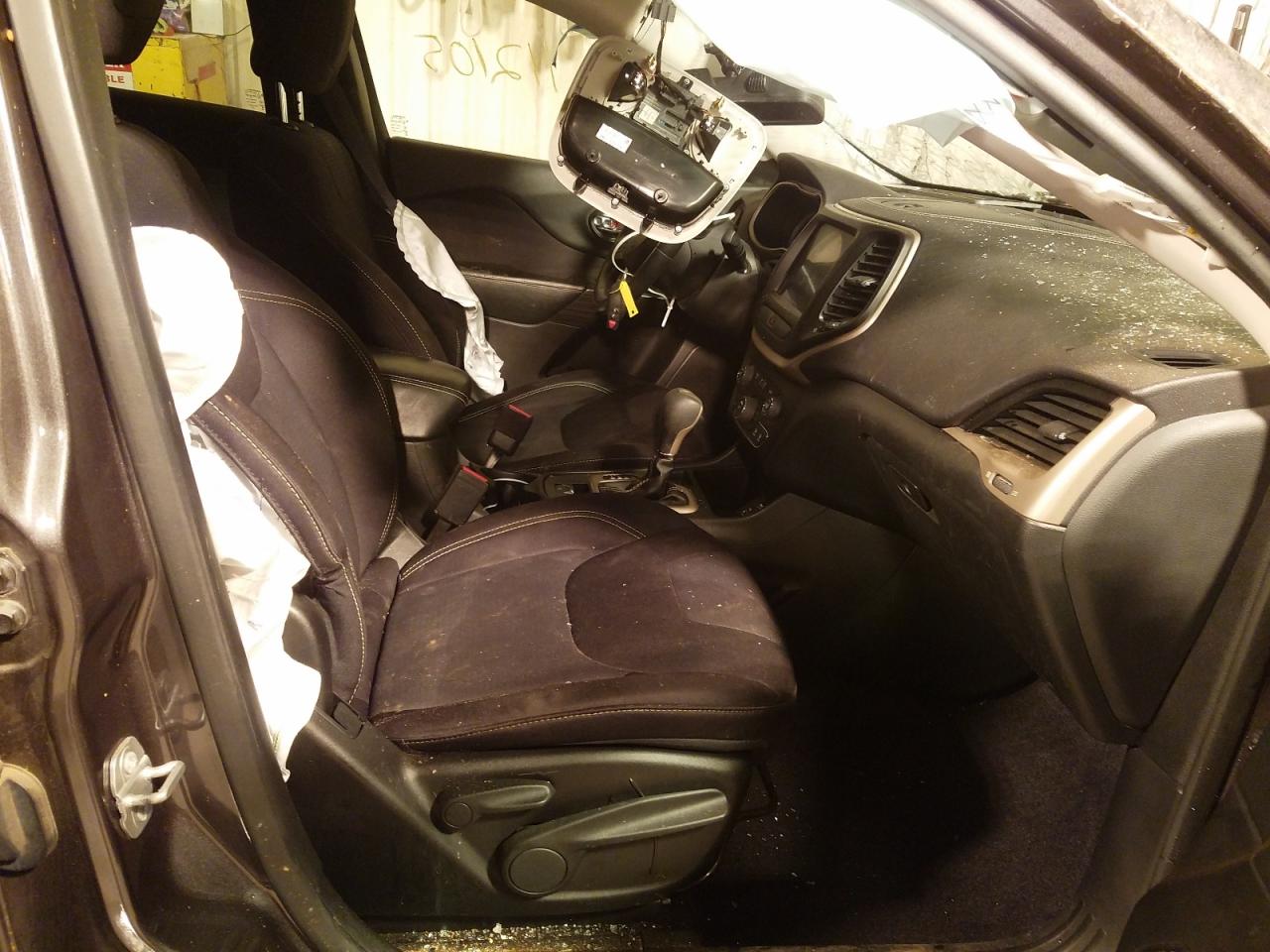 Photo 5 from auction – 2015 JEEP CHEROKEE L with VIN 1C4PJLCS5FW616518