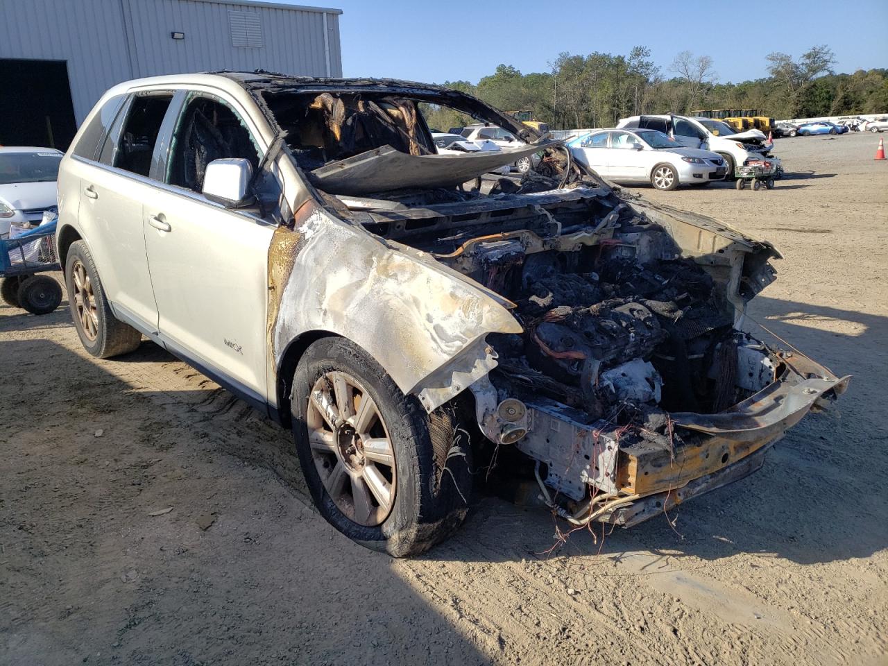 LINCOLN MKX 2007 with VIN 2LMDU68C97BJ36188 - Photo from auction