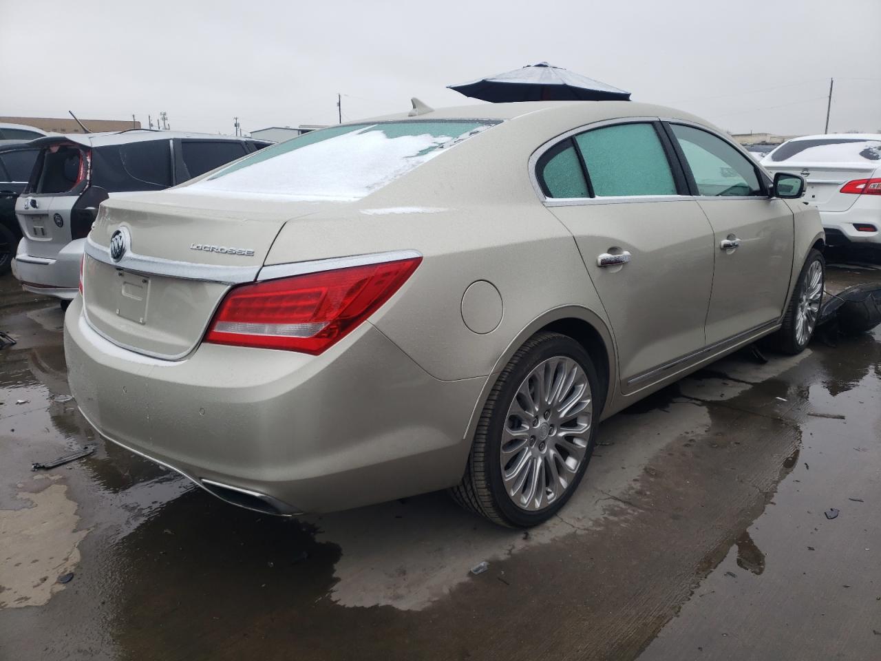 Photo 4 from auction – 2014 BUICK LACROSSE T with VIN 1G4GF5G39EF189371