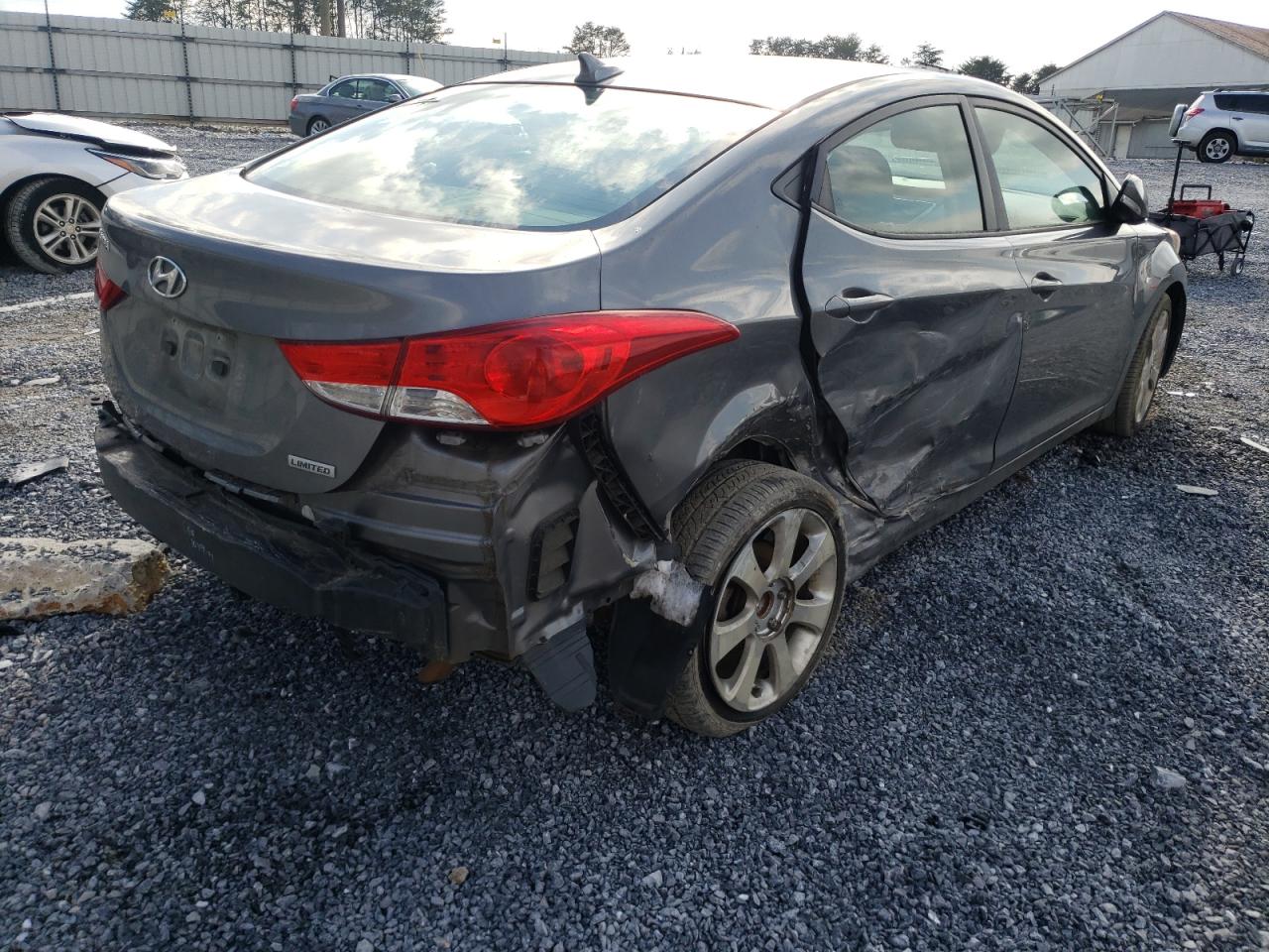 Photo 4 from auction – 2012 HYUNDAI ELANTRA GL with VIN 5NPDH4AE0CH122232