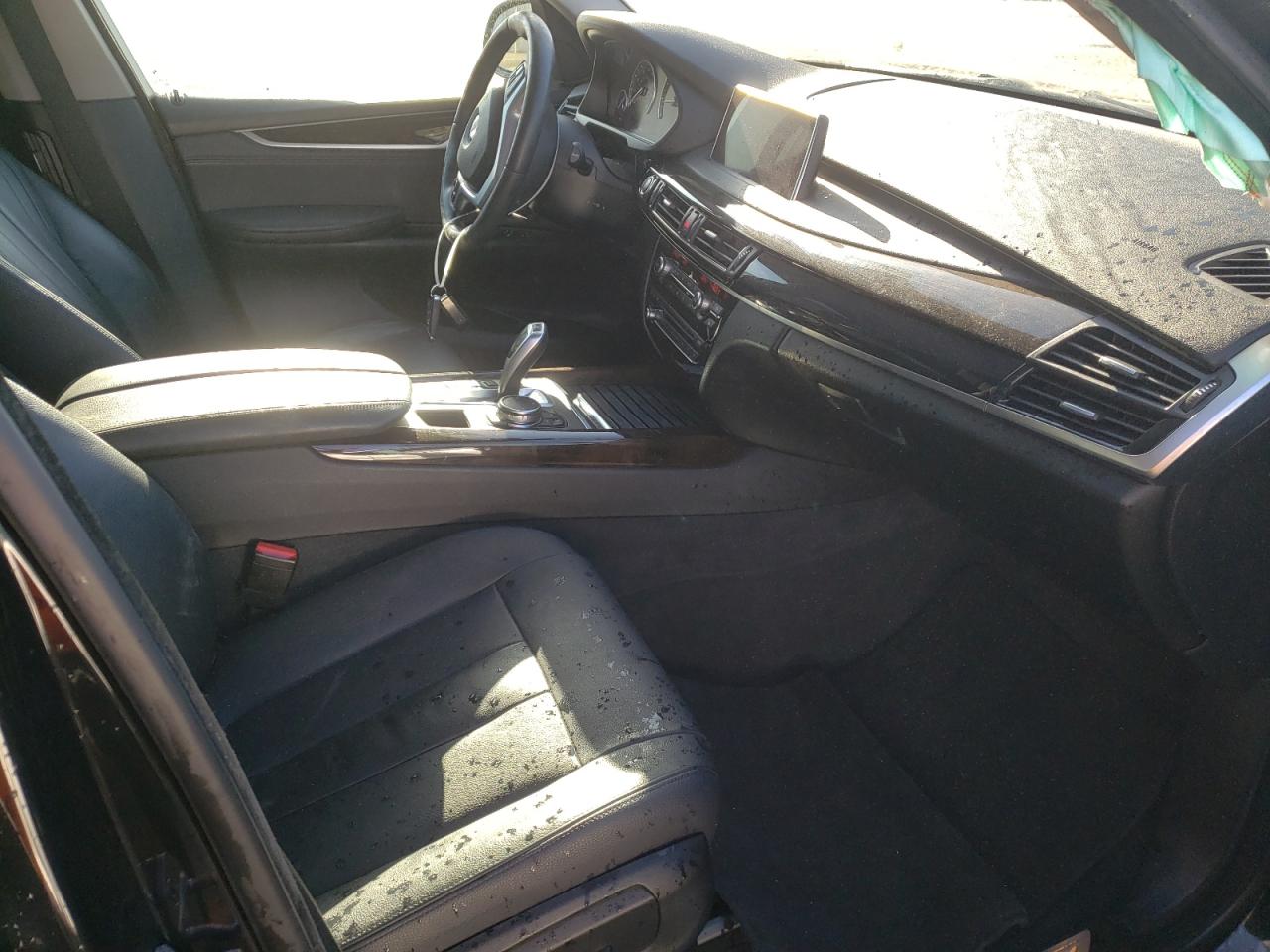 Photo 5 from auction – 2016 BMW X5 XDRIVE3 with VIN 5UXKR0C54G0S94081