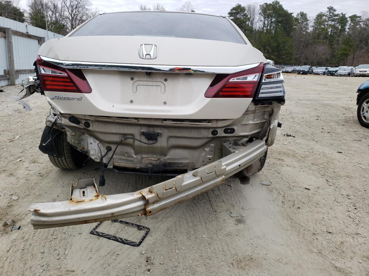 Photo 9 from auction – 2016 HONDA ACCORD EX with VIN 1HGCR2F78GA012583