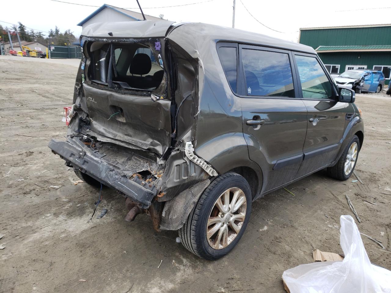 Photo 4 from auction – 2013 KIA SOUL + with VIN KNDJT2A6XD7520973