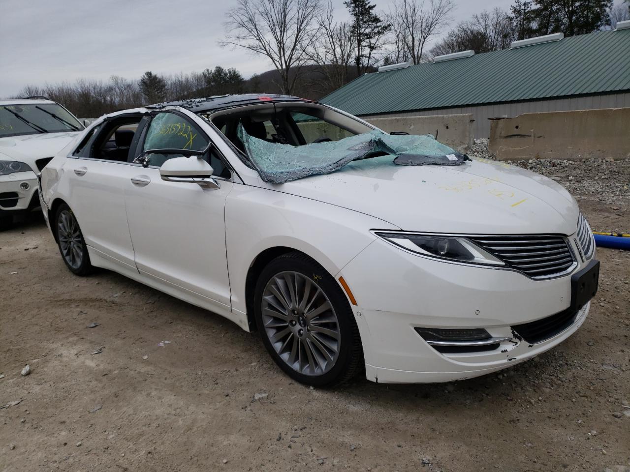 LINCOLN MKZ 2013 with VIN 3LN6L2J9XDR821960 - Photo from auction
