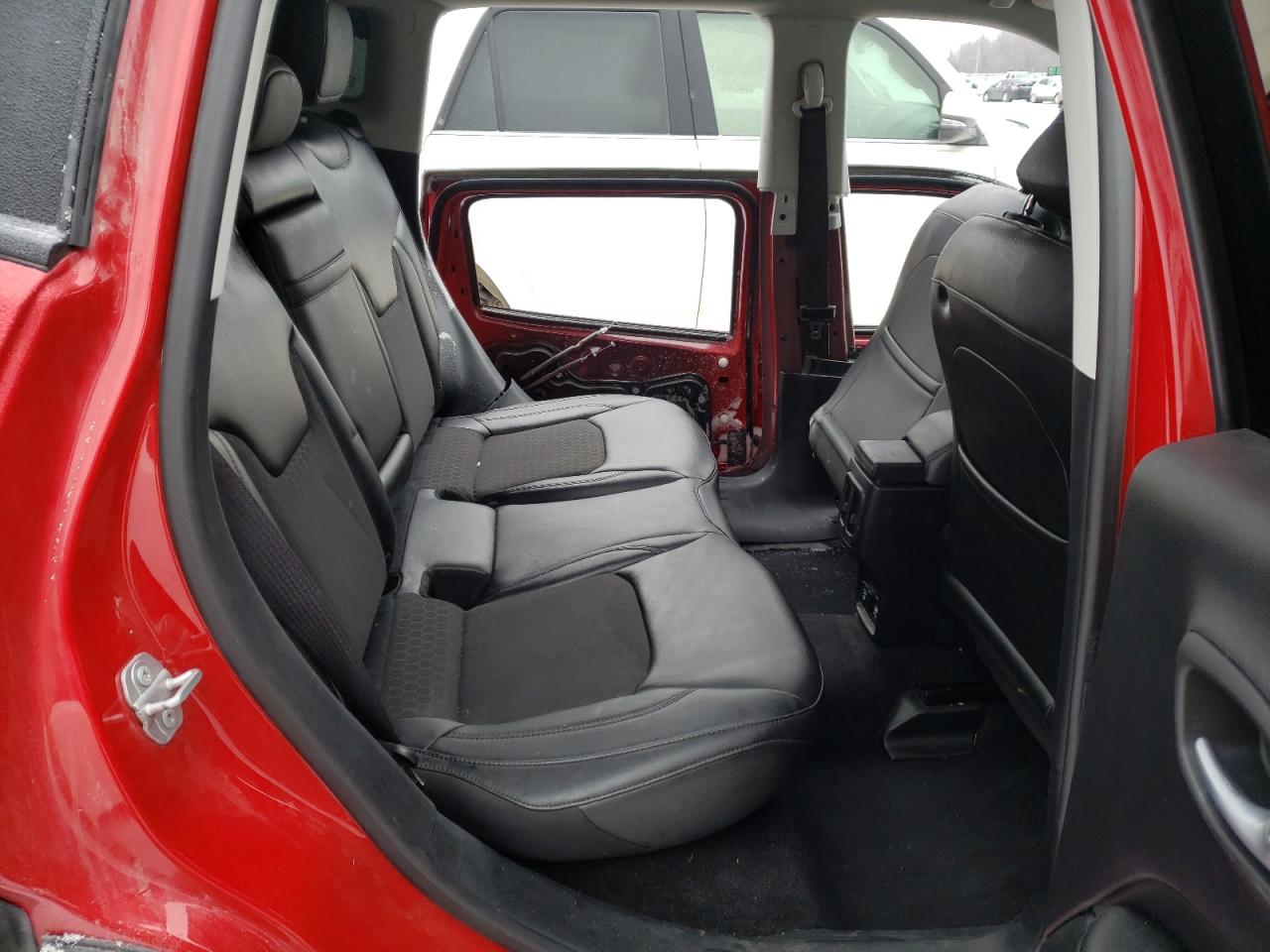 Photo 6 from auction – 2018 JEEP COMPASS LA with VIN 3C4NJCBB5JT327453