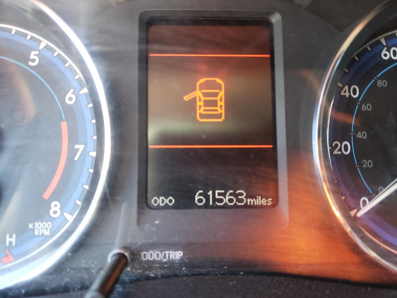 Photo 8 from auction – 2018 TOYOTA COROLLA L with VIN 2T1BURHE7JC025261