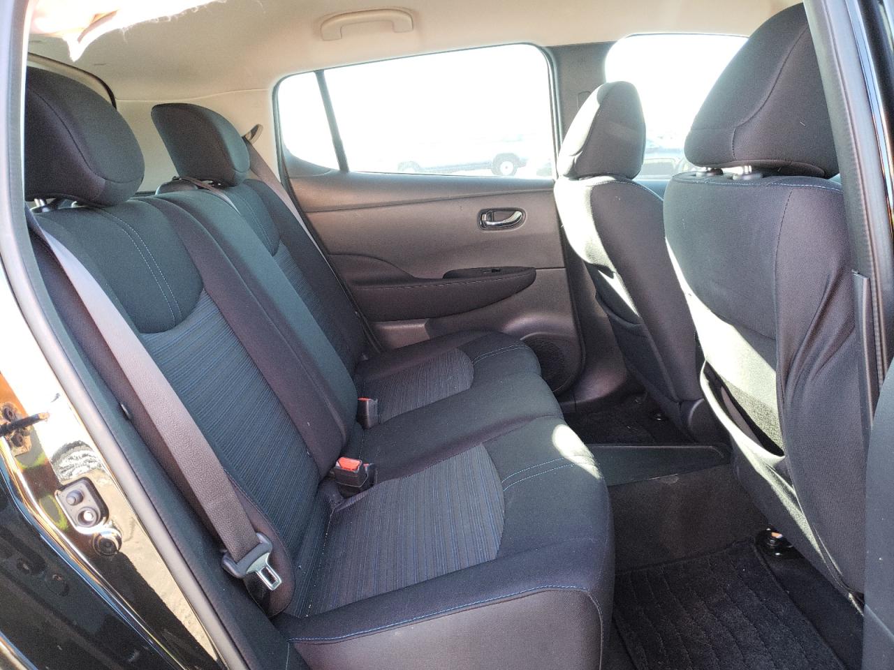 Photo 6 from auction – 2018 NISSAN LEAF S with VIN 1N4AZ1CP1JC308468