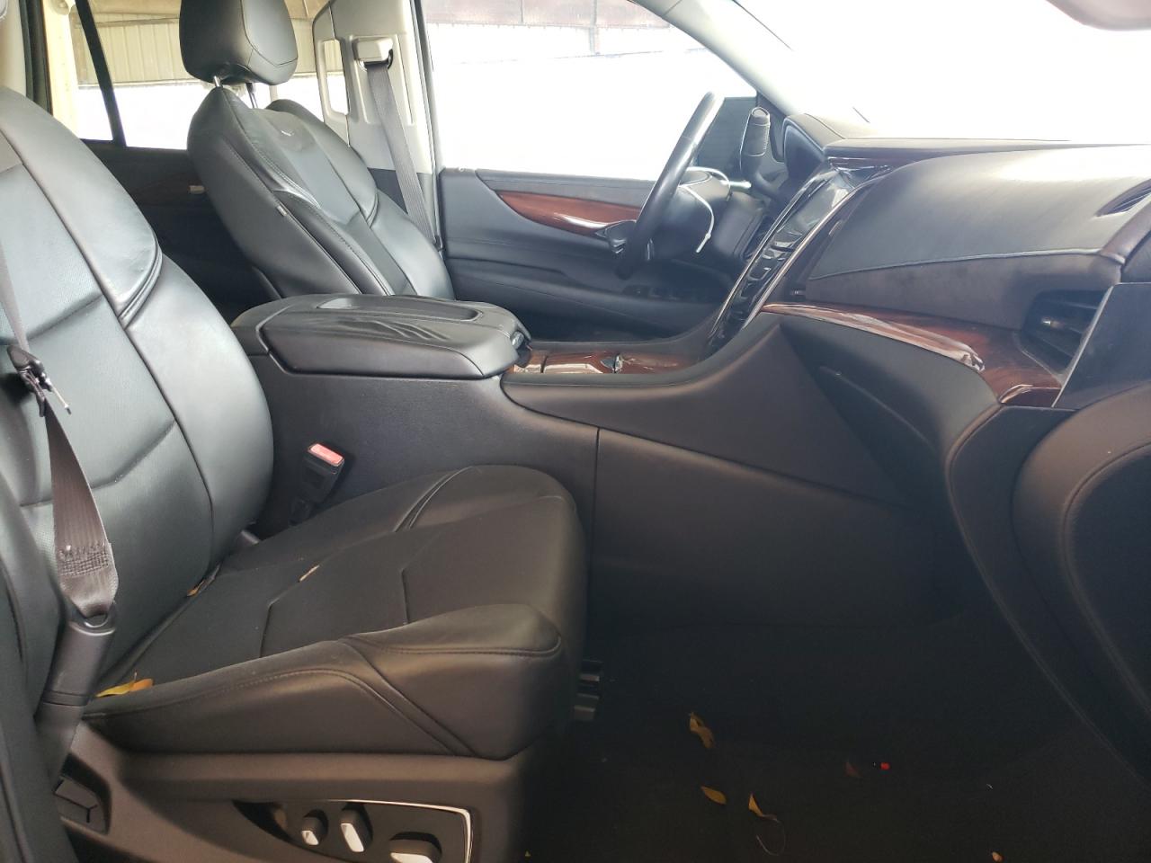 Photo 5 from auction – 2015 CADILLAC ESCALADE with VIN 1GYS3LKJ8FR600805
