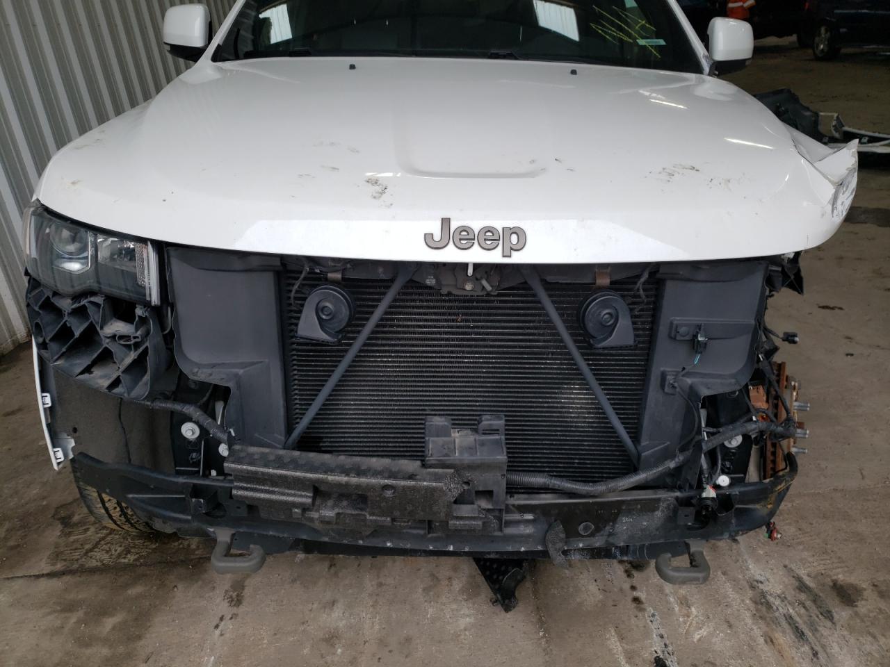 Photo 9 from auction – 2016 JEEP GRAND CHER with VIN 1C4RJFBG6GC489191