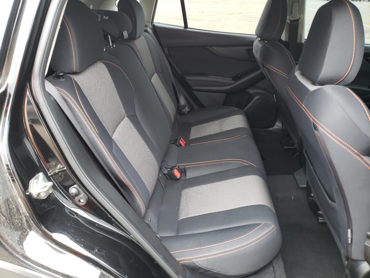 Photo 6 from auction – 2018 SUBARU CROSSTREK with VIN JF2GTABC3JH338354