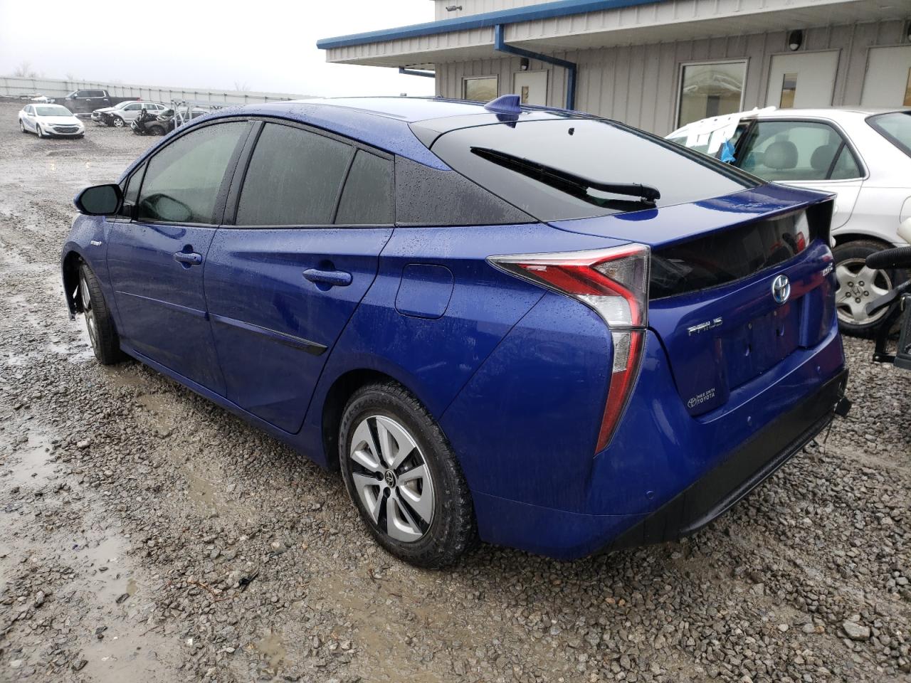 Photo 3 from auction – 2018 TOYOTA PRIUS with VIN JTDKBRFU5J3063872