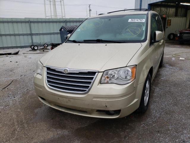 Photo 2 from auction – 2010 CHRYSLER TOWN & COU with VIN 2A4RR5D13AR442365