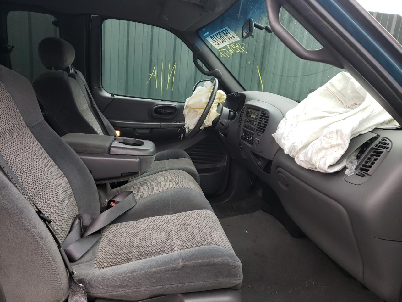 Photo 5 from auction – 2001 FORD F150 with VIN 1FTZX17261NA45416