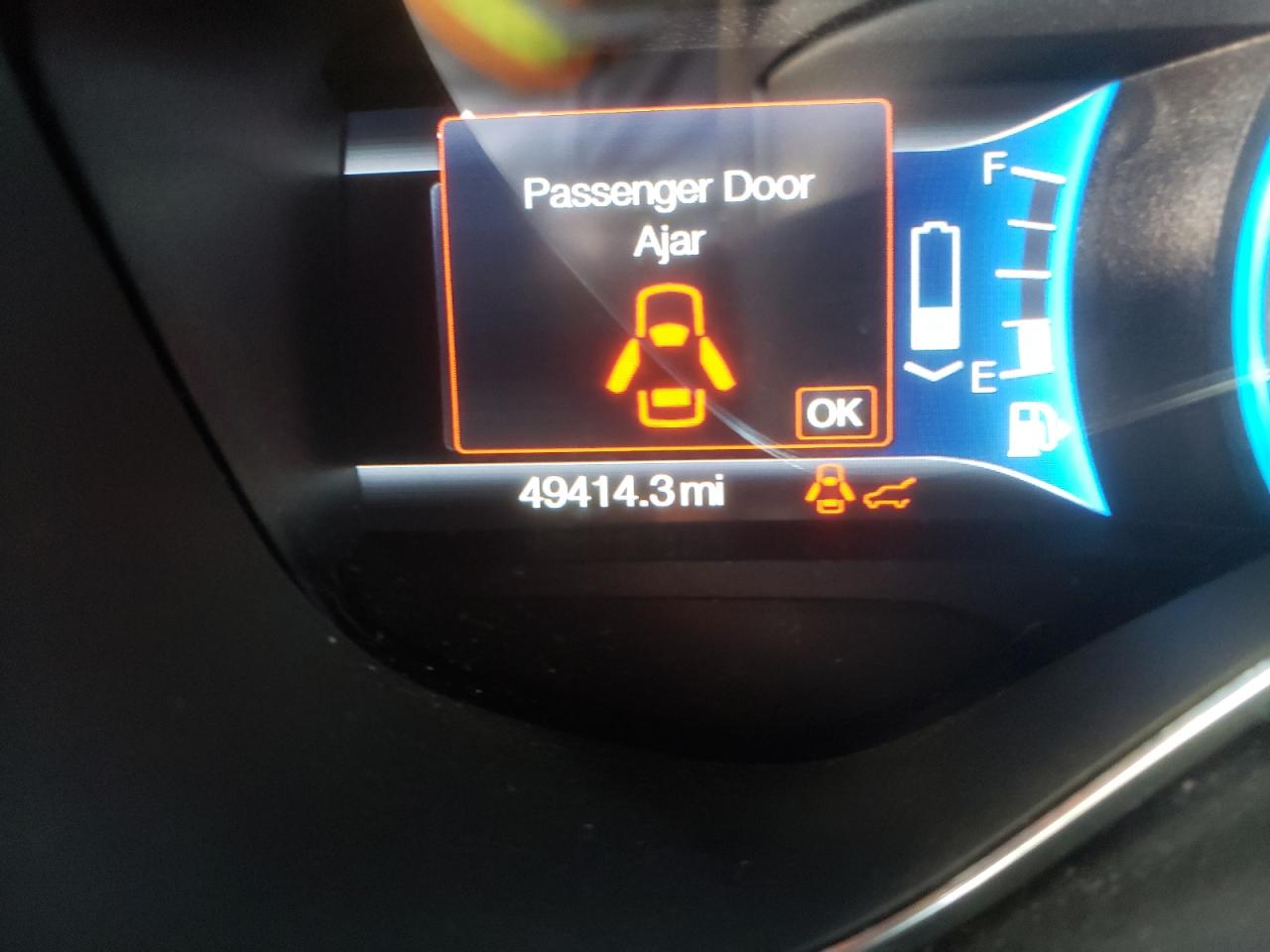 Photo 8 from auction – 2016 FORD C-MAX PREM with VIN 1FADP5CU7GL117128