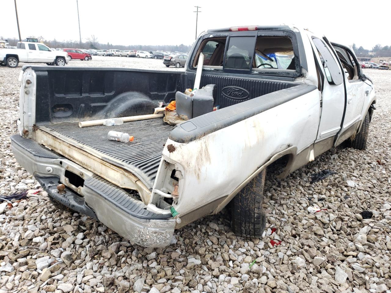 Photo 4 from auction – 1999 FORD F150 with VIN 1FTRX18W4XKA09266