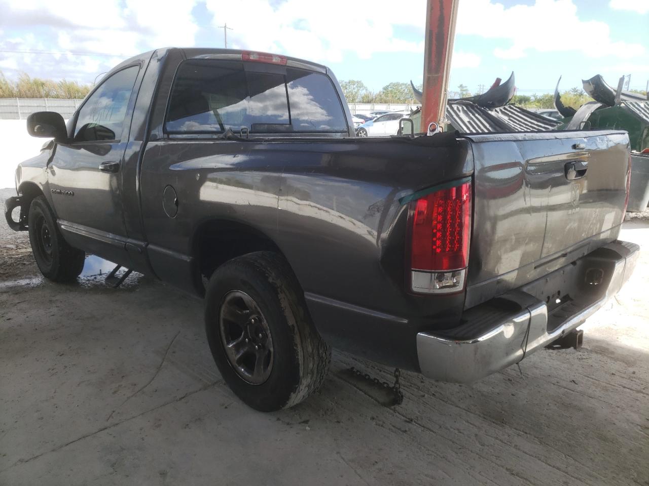 Photo 3 from auction – 2004 DODGE RAM 1500 S with VIN 1D7HA16K54J285525